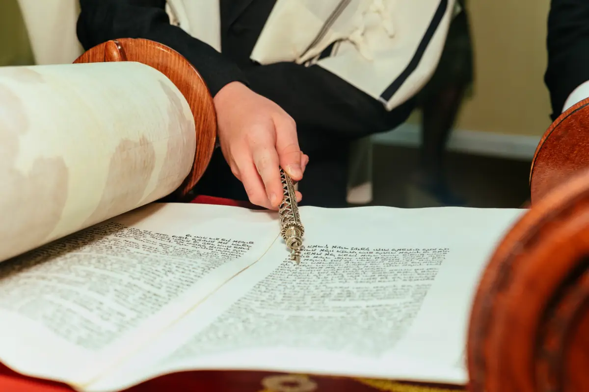 בבית כנסת שלך תמונה מספר 2